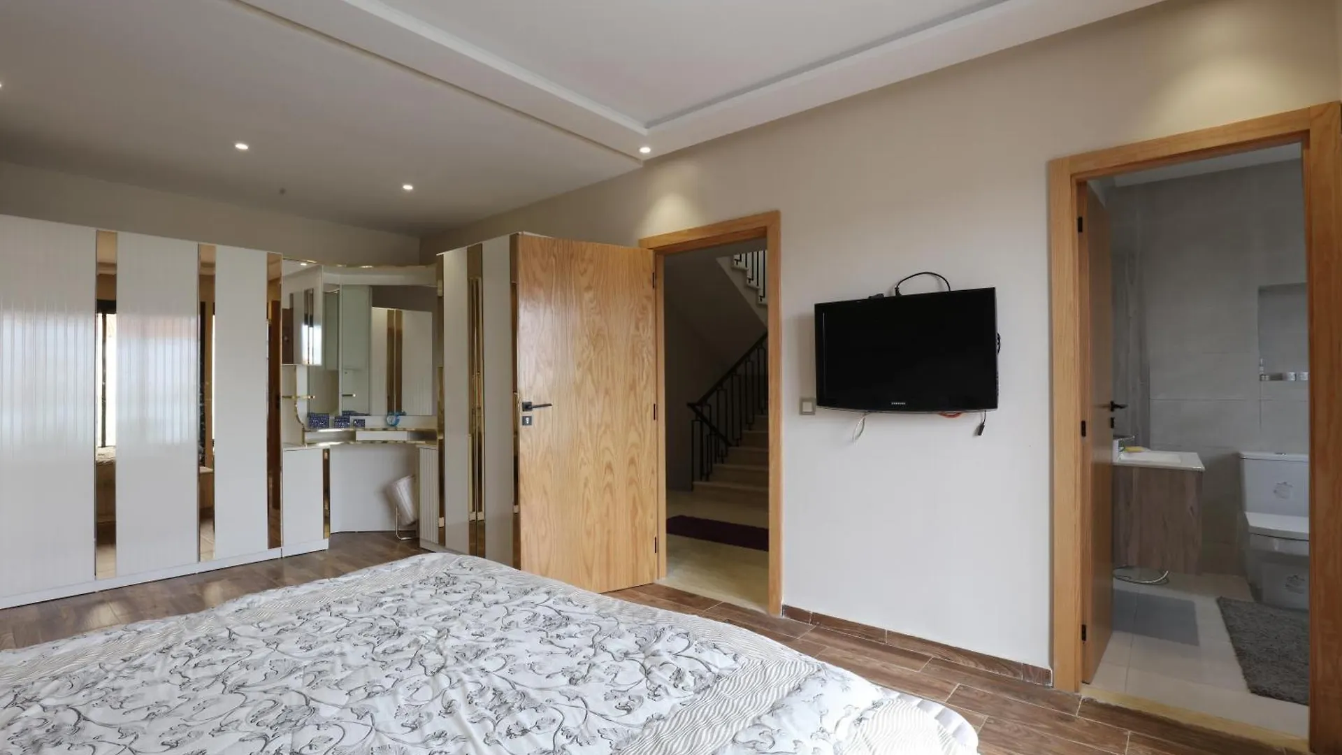 Villa Avec Piscine A 5 Min La Plage A Sidi Rahal Casablanca