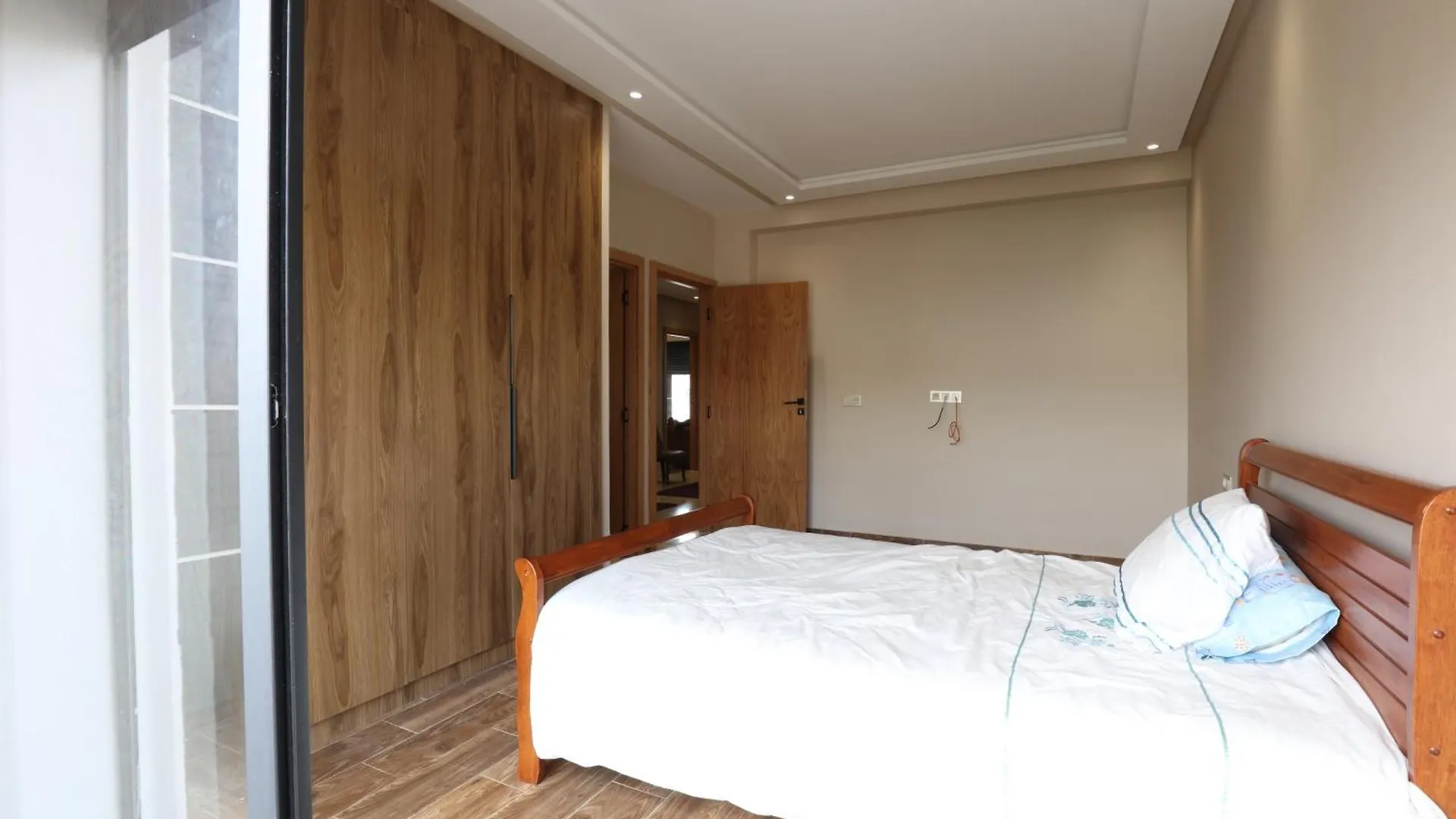 Villa Avec Piscine A 5 Min La Plage A Sidi Rahal Casablanca